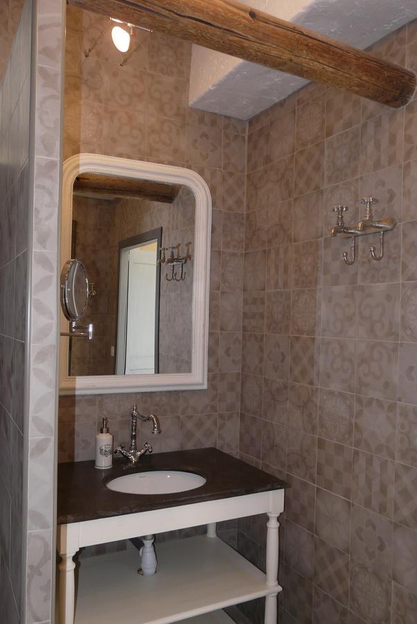 Au Pied Des Baous Bed and Breakfast Vence Εξωτερικό φωτογραφία